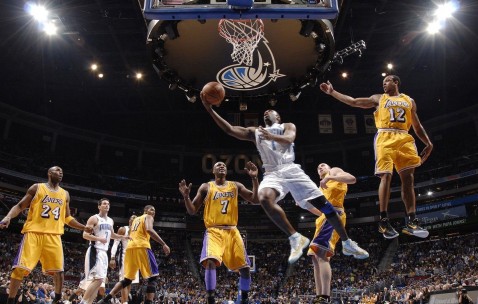 开云体育中国官网-孔德一锤定音，新西兰战术体系如何成功压制里昂攻势