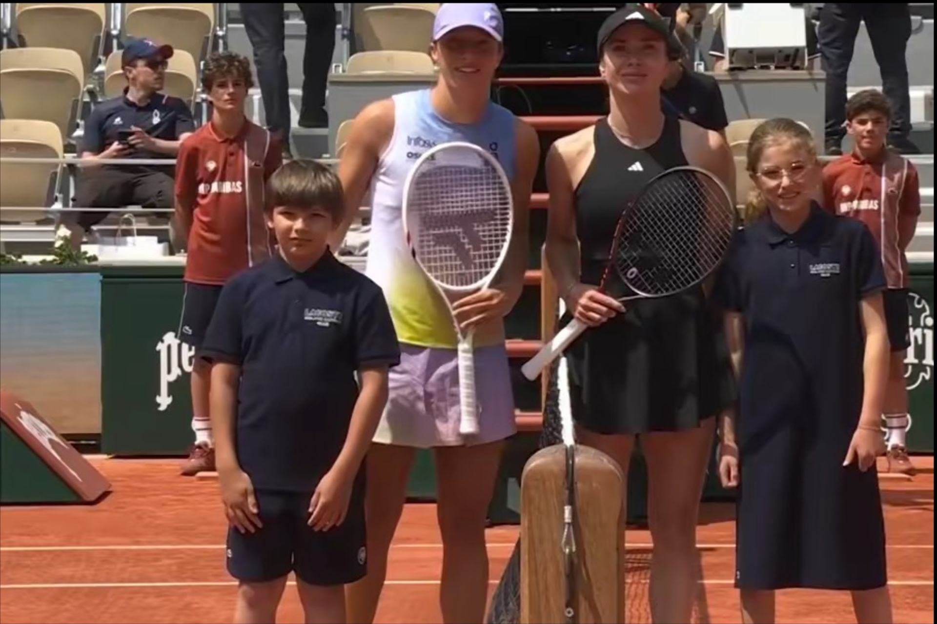 法国网球队横扫世界网球队,瓦林卡送出助攻 法国网球队横扫世界网球队,瓦林卡送出助攻