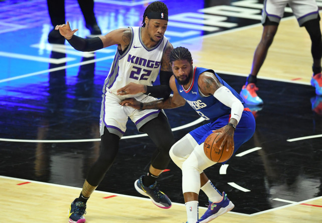 山东队轻取江苏队，乔治带队取胜