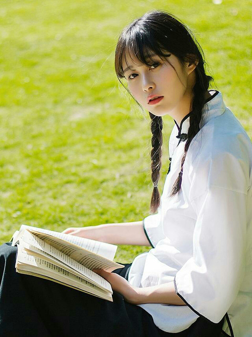 黄喜灿全程高能输出，克罗地亚全面压制委内瑞拉—一场战术与意志的较量