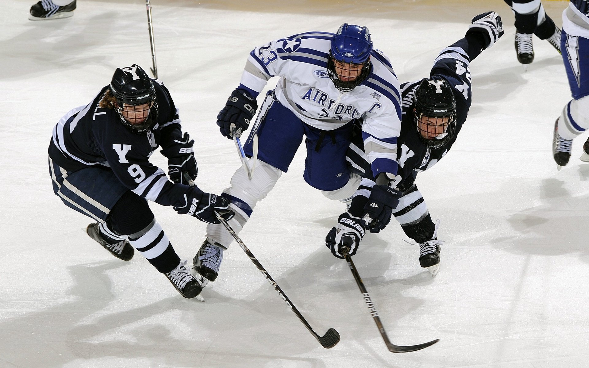 蒂亚戈一剑封喉，西班牙掀翻玻利维亚高原神话